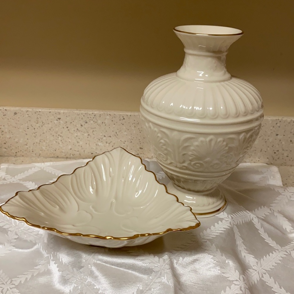 Lenox Athenian Vase and Lenox Triangular dish